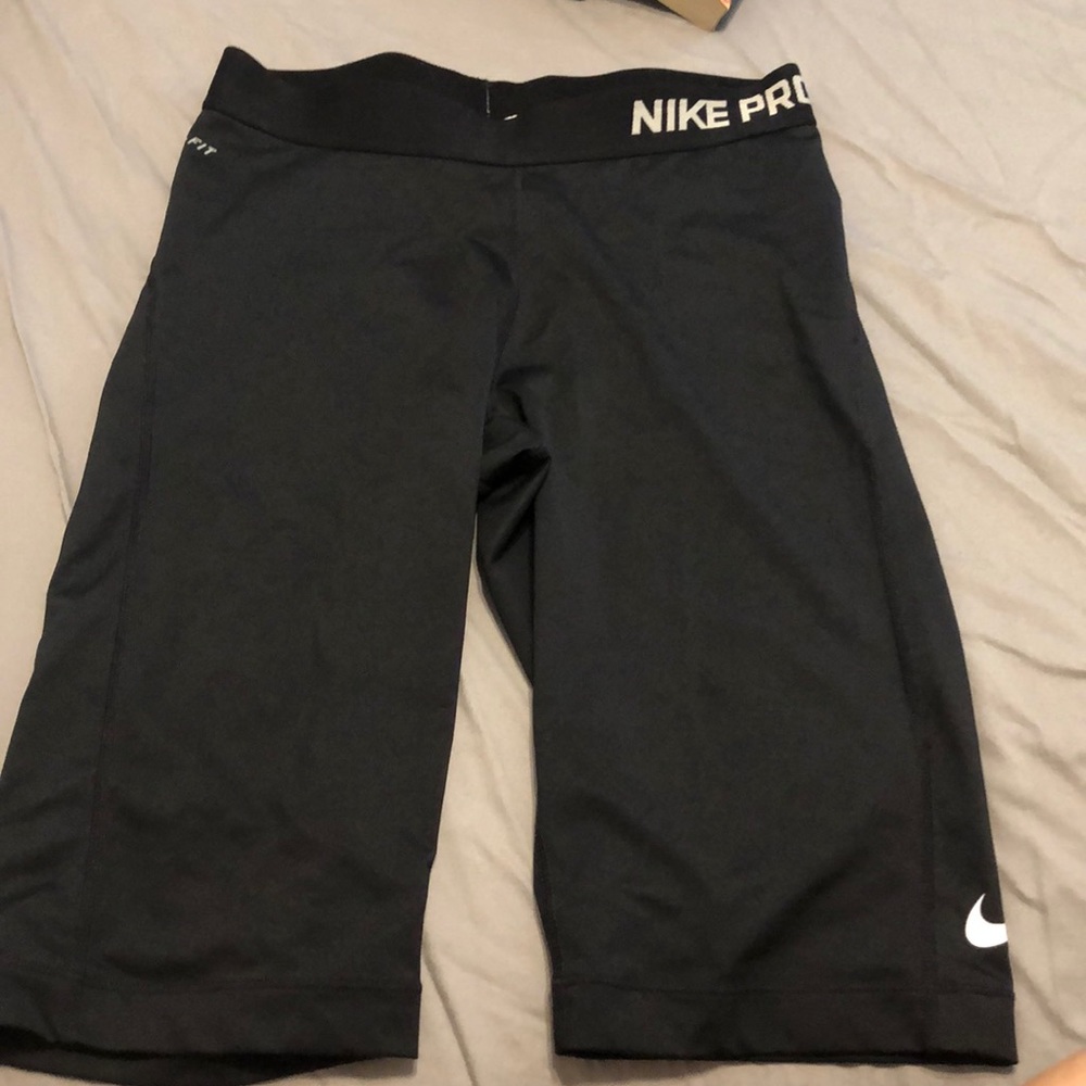 Nike pro bicycle length shorts